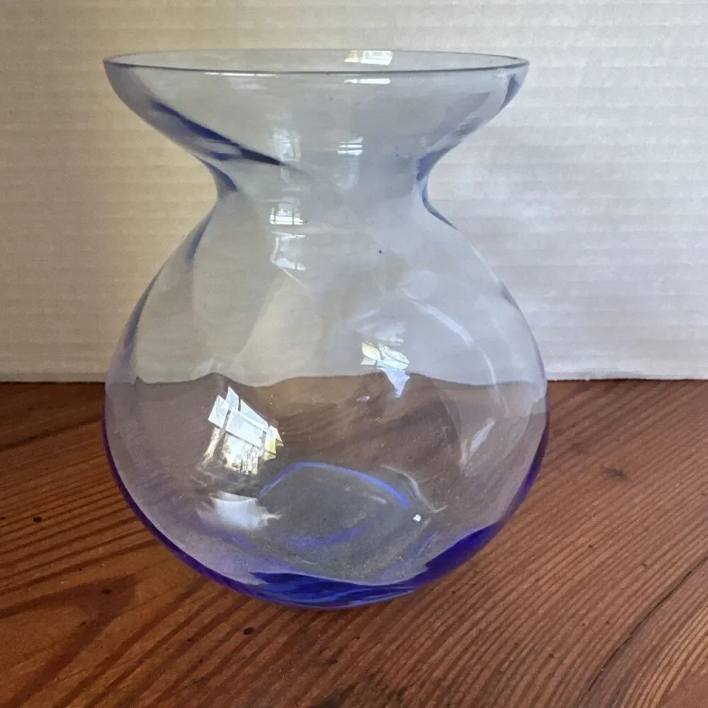 Hand Blown Artisan Bud Vase Swirl With Gorgeous Deep Rich Blue